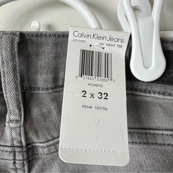 CALVIN KLEIN Ultimate Skinny Faded Gray Wash Jeans—SZ. 2 x 32 - Picture 7 of 14